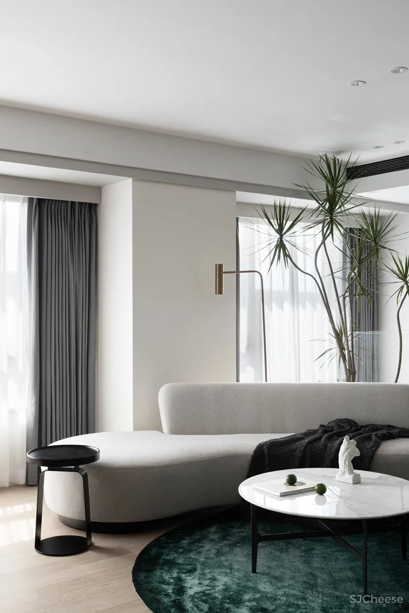 270㎡顶跃私宅,悬浮式楼梯,超有范!