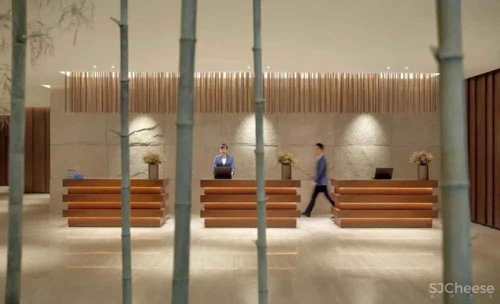 对标奢牌高定，国内这5家“大师级平价酒店”，1000元上下就能睡到