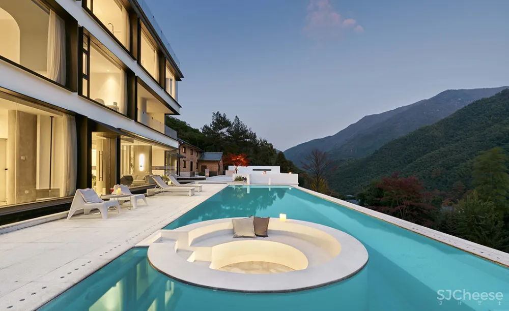 大山里的民宿设计,太美了!