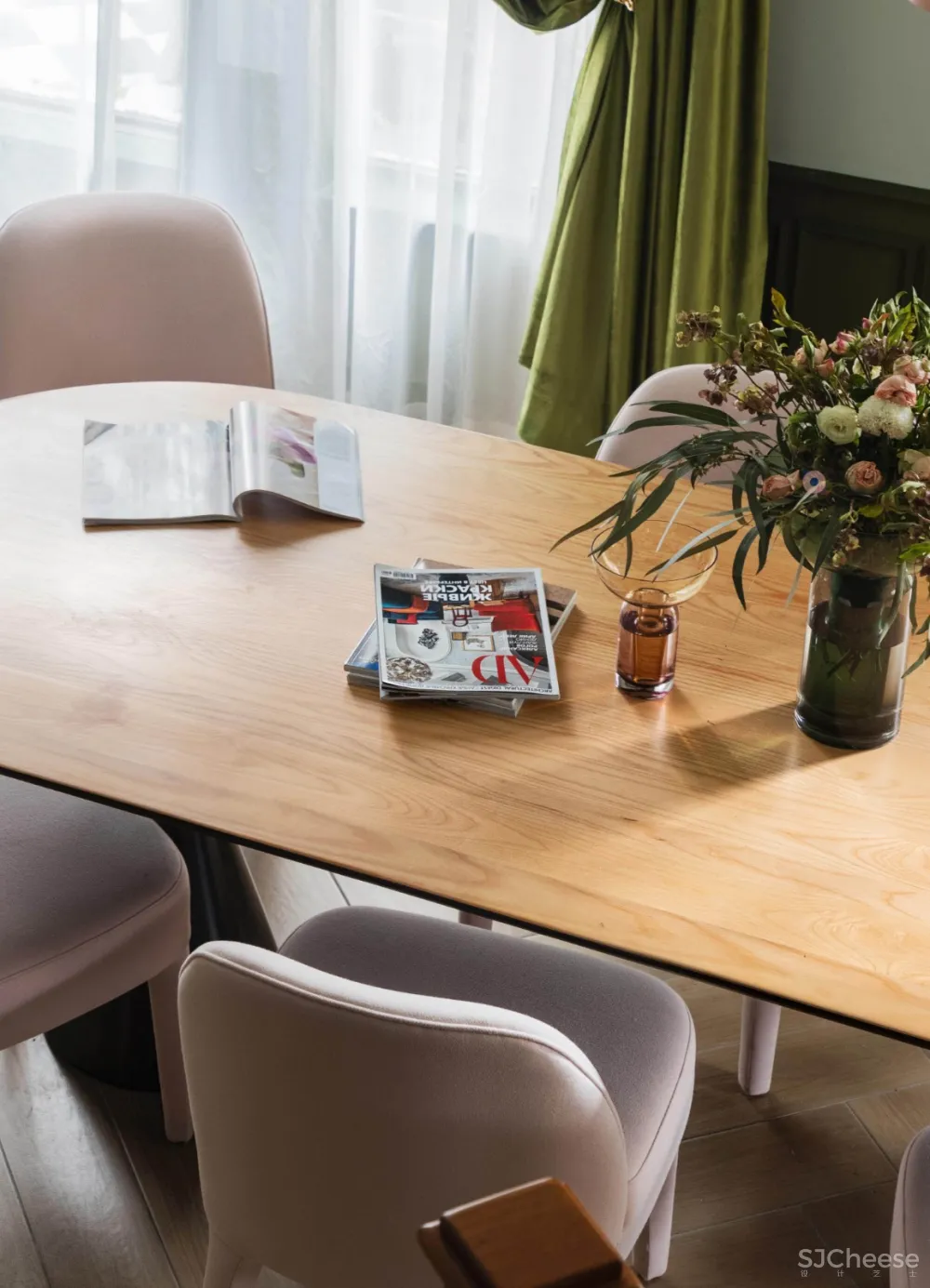 人美家更时髦,这个圣诞,邂逅一场“红配绿”