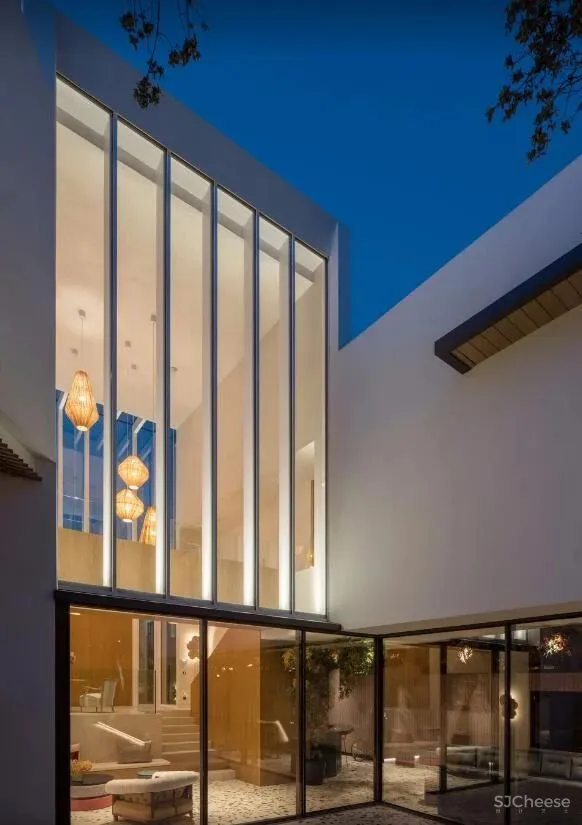 心灵归宿“玻璃海”私宅