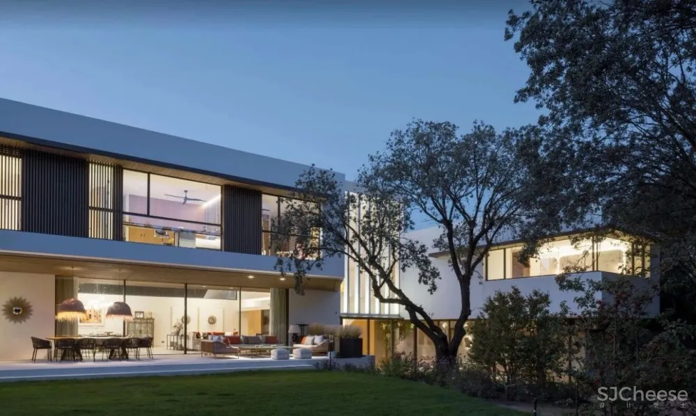 心灵归宿“玻璃海”私宅