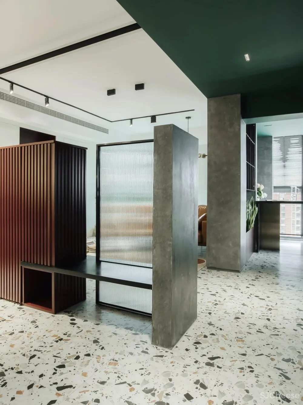 80后丁克夫妻的100㎡两室，颜值美炸！花砖、绿植，住-租一体，还有两狗子……