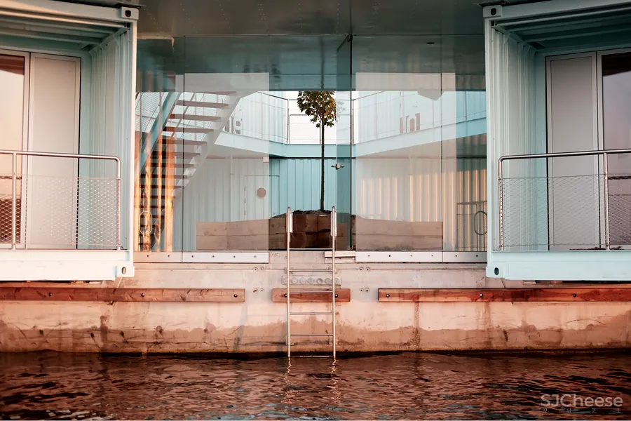 BIG创始人私宅大公开!把“破船”爆改成豪宅,竟然连个热水澡都没法洗?