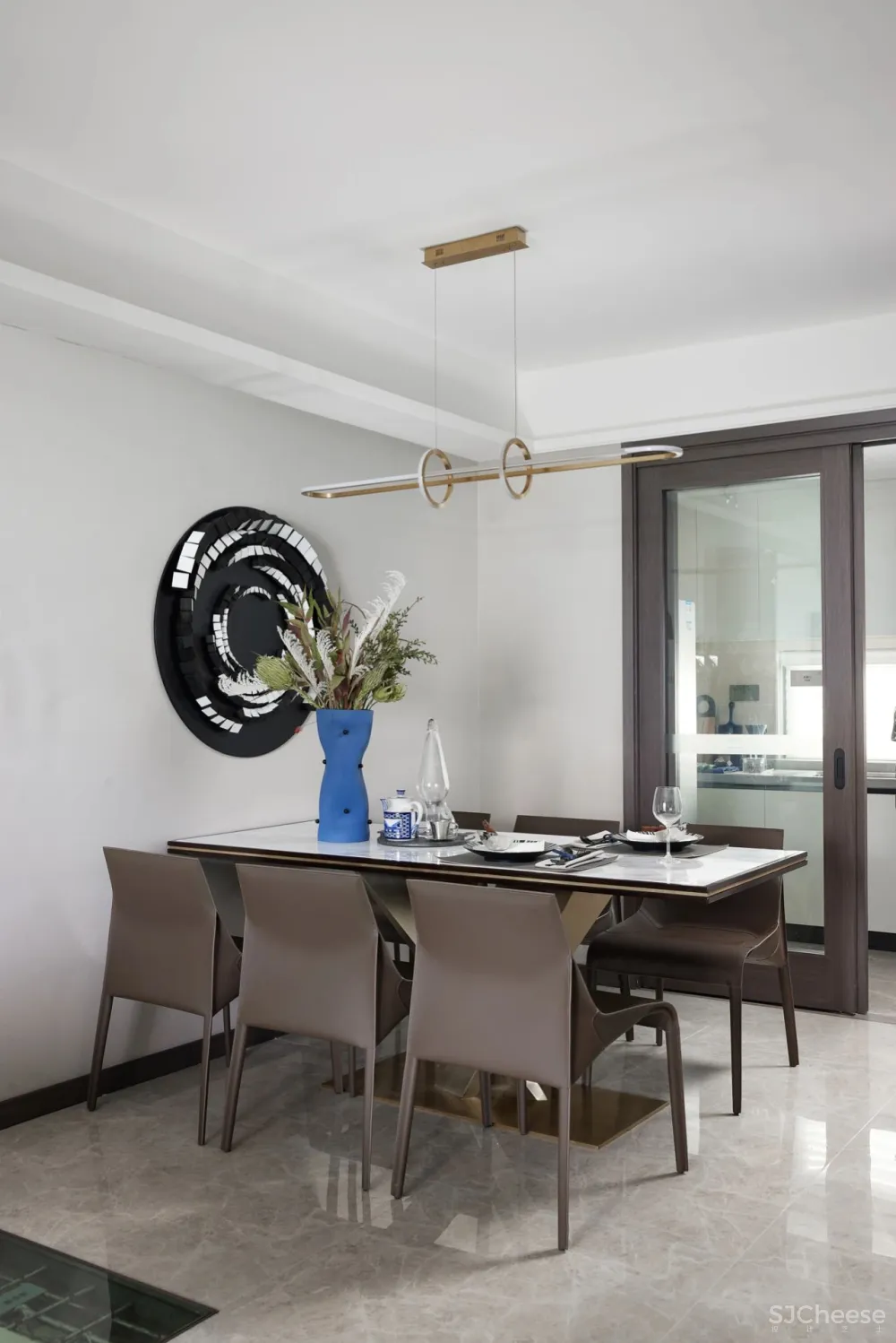 羽果设计：柔软而强大，都市精英的暖心归属！