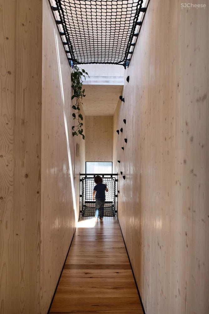 285㎡ 趣味住宅,攀岩、网床、滑梯一个都不少