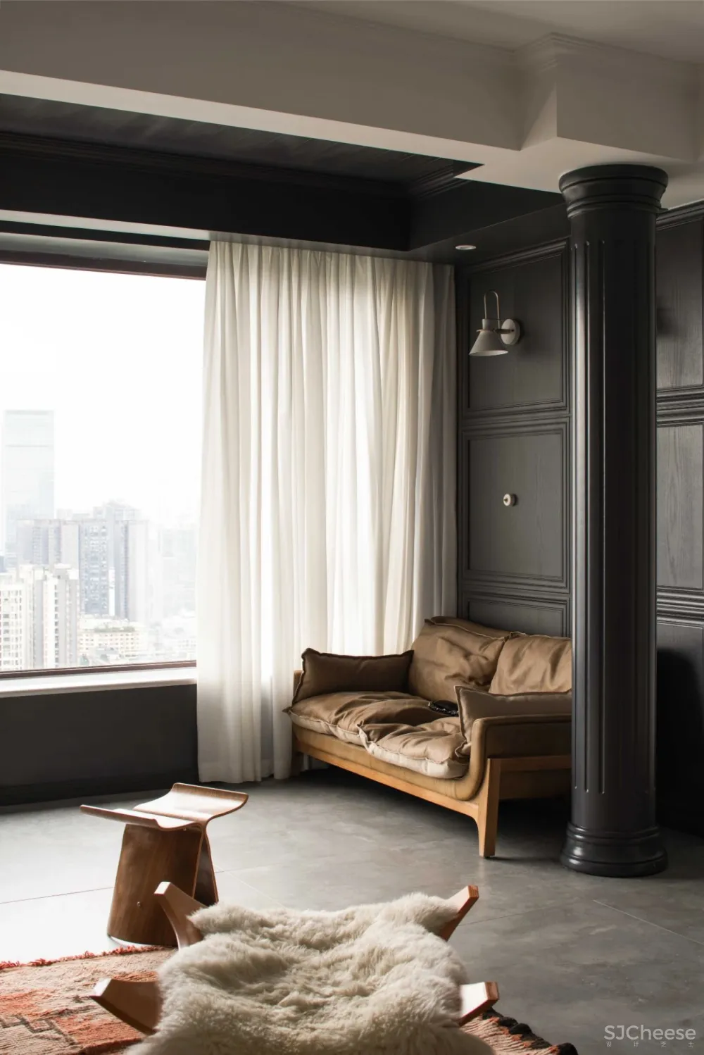 2人居的217㎡复古大宅,其中200㎡给7只猫住?