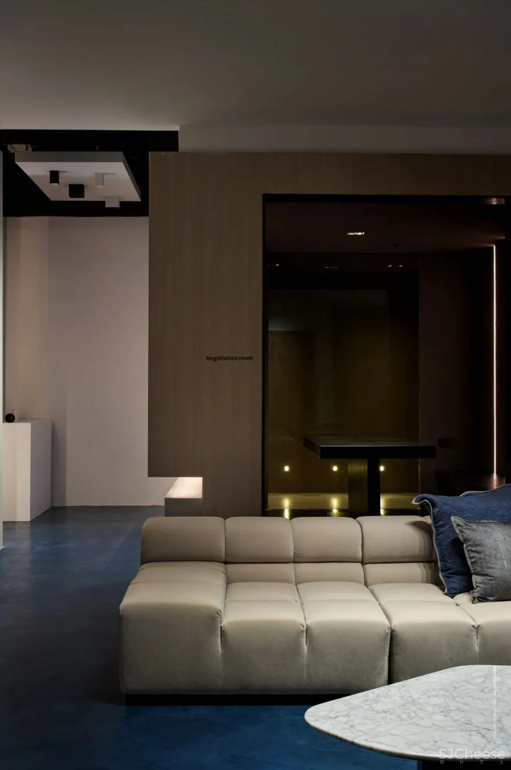 以光影为序，开启现代空间内的「追光之旅」 Mr来设计