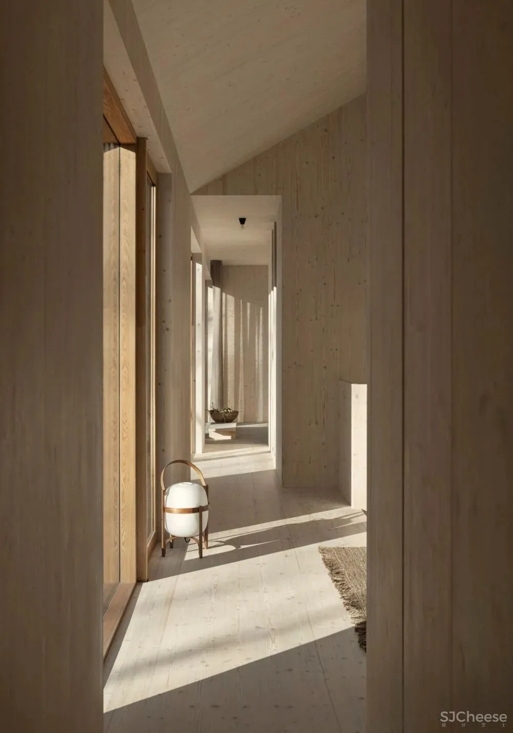 原木 侘寂，现代隐居栖处