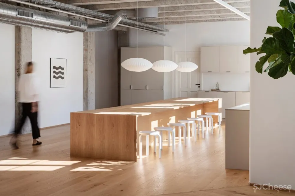 Work - Co’s Copenhagen HQ by Aspekt Office.