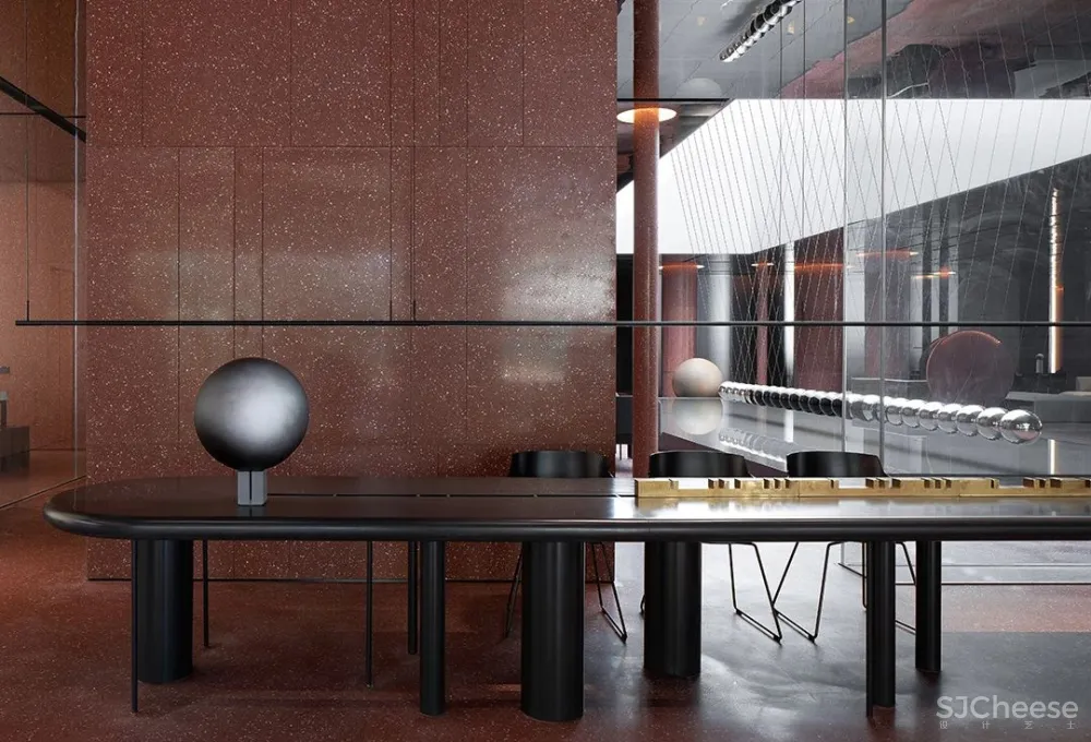 DOMANI 东 仓 牛 顿 与 月 亮