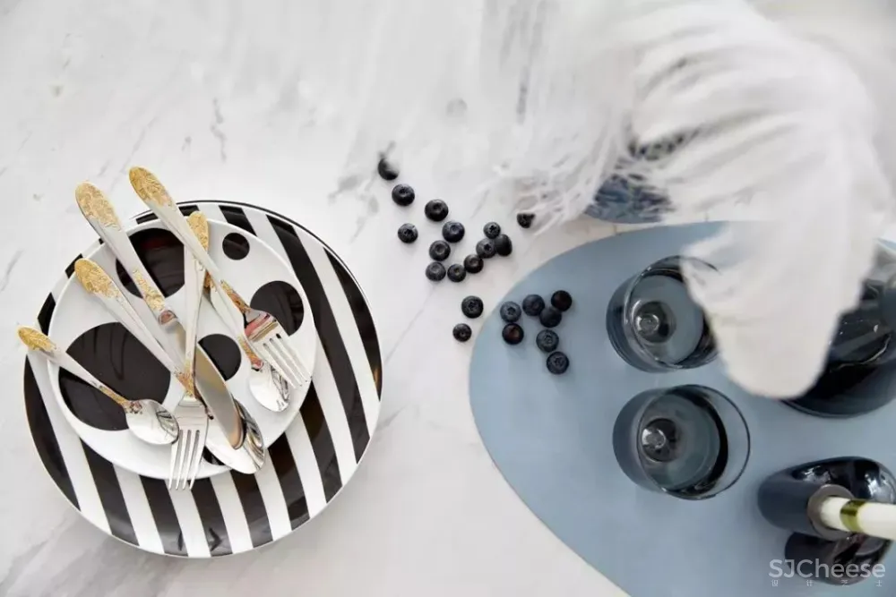 满满的设计亮点!319㎡样板间,全是知识点