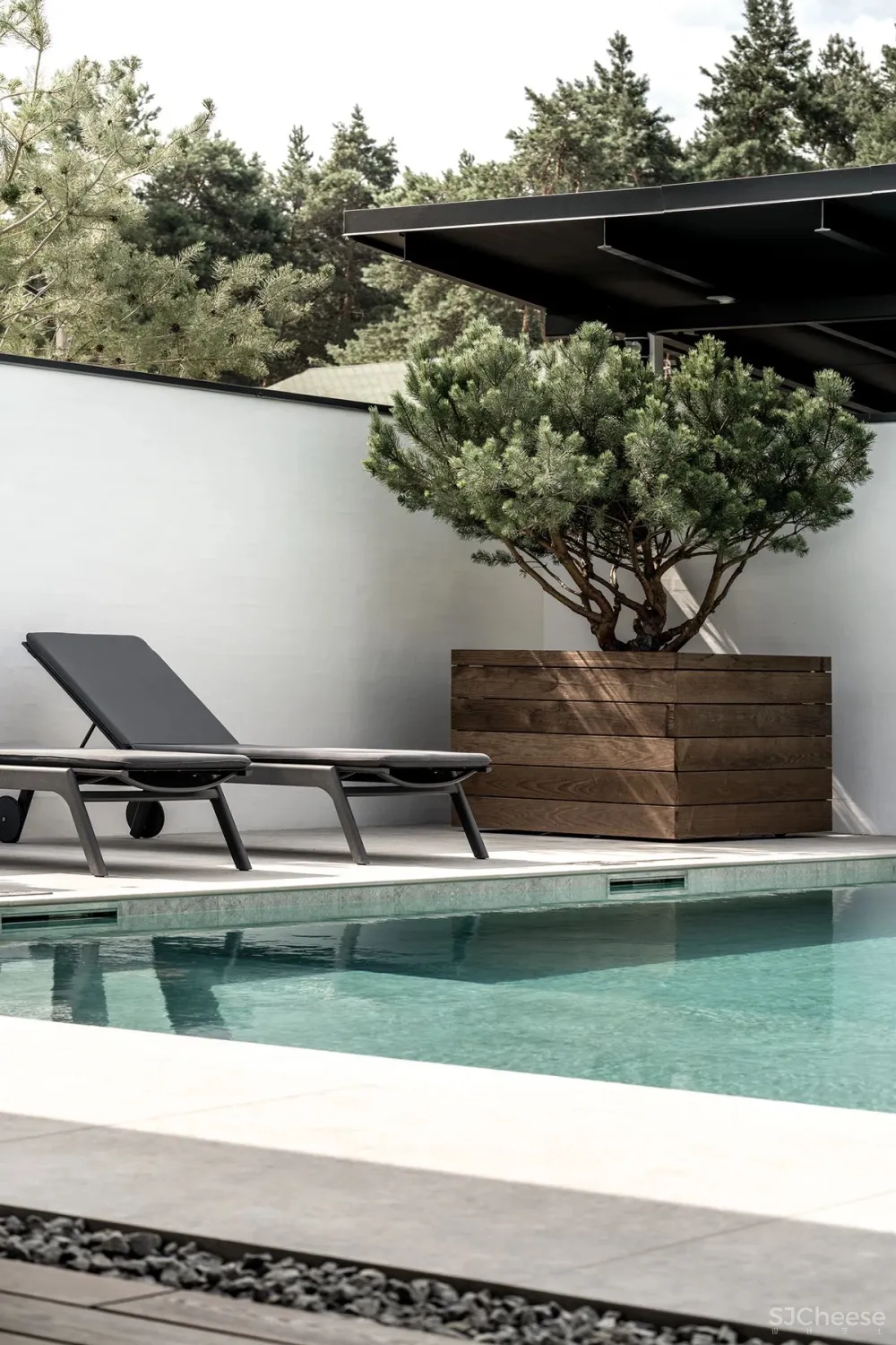 打破常规的房子,屋顶加个仰角引光入室,这样的自建房太有创意了!