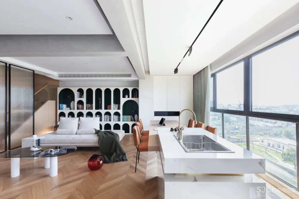 160㎡复式住宅，黑白灰 原木，打造素雅治愈的慢生活空间