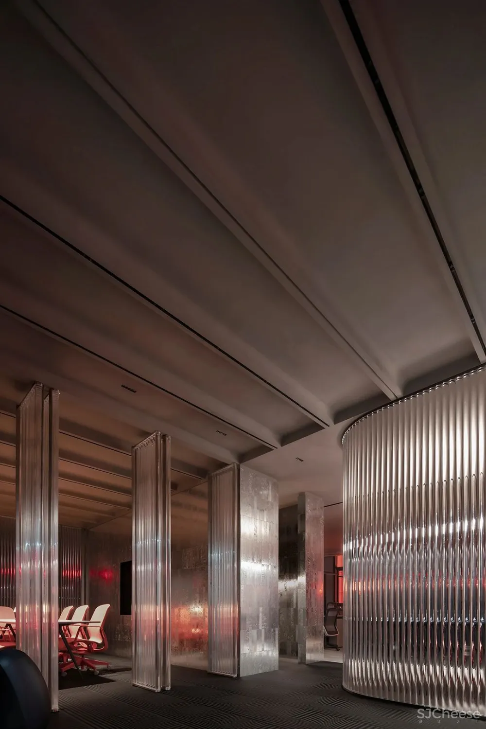 TOMO 東木筑造 趣味、怪诞、未知,次时代的虚拟世界