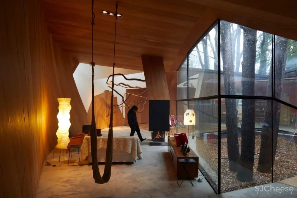 Alexander McQueen 的旗舰店,灵感竟源于一栋乡下房子!