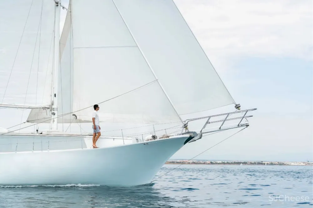 FranSilvestre新作丨漂浮的海上建筑,能移动的豪宅,到底有多香?