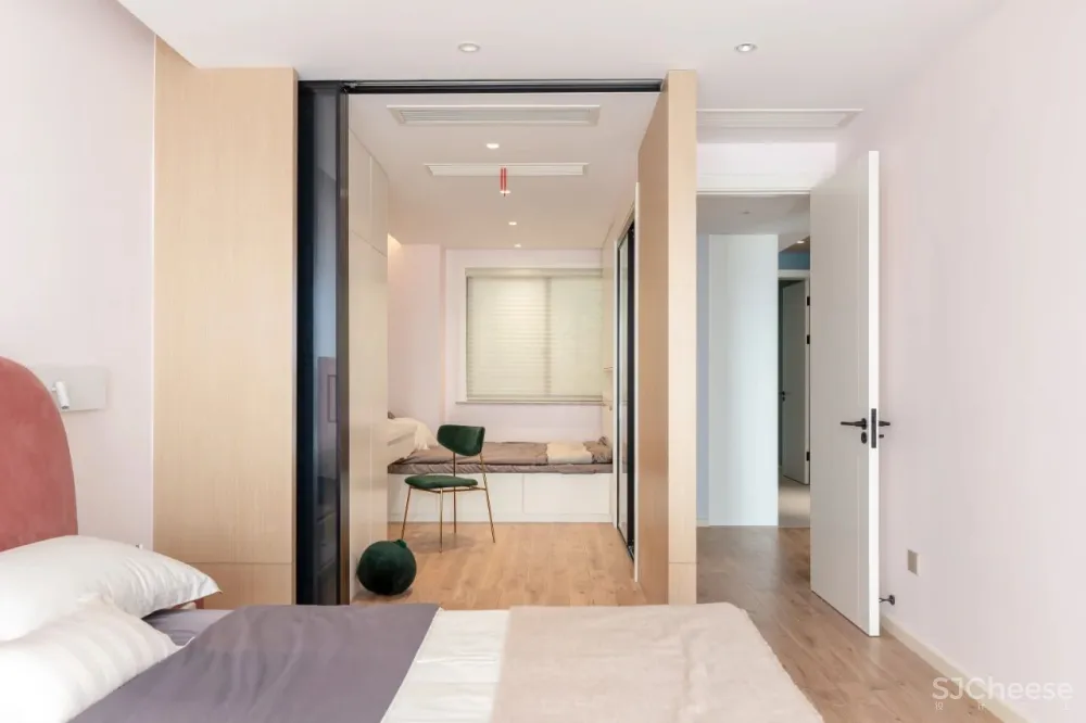 160㎡复式住宅，黑白灰 原木，打造素雅治愈的慢生活空间