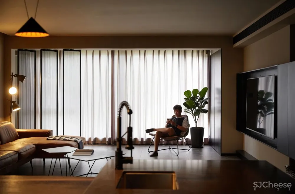 暖调的舒适,回归家的解压与治愈 佐耳设计