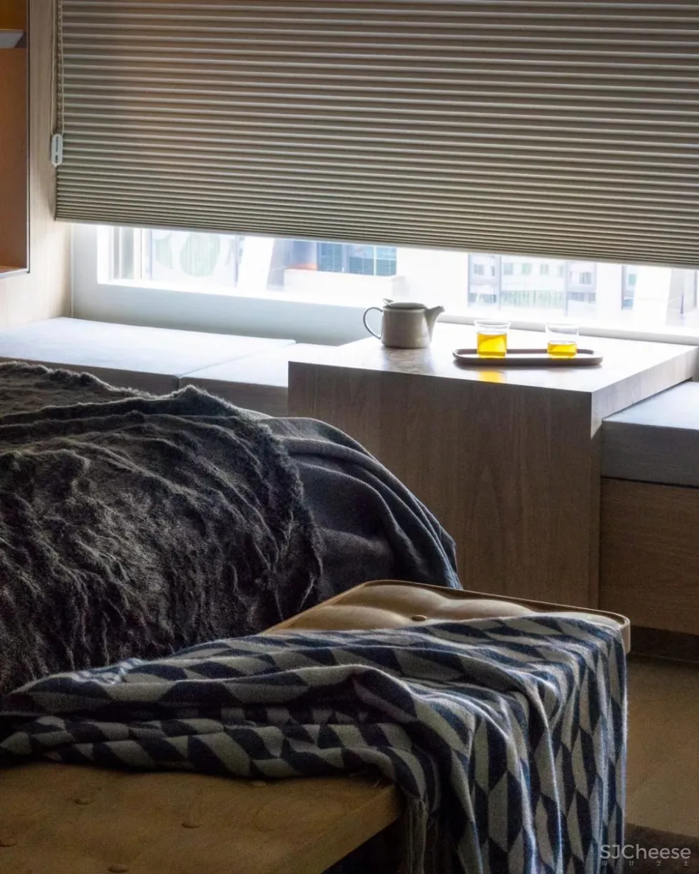 180㎡现代简约，暖色调的浪漫，温馨舒适自然