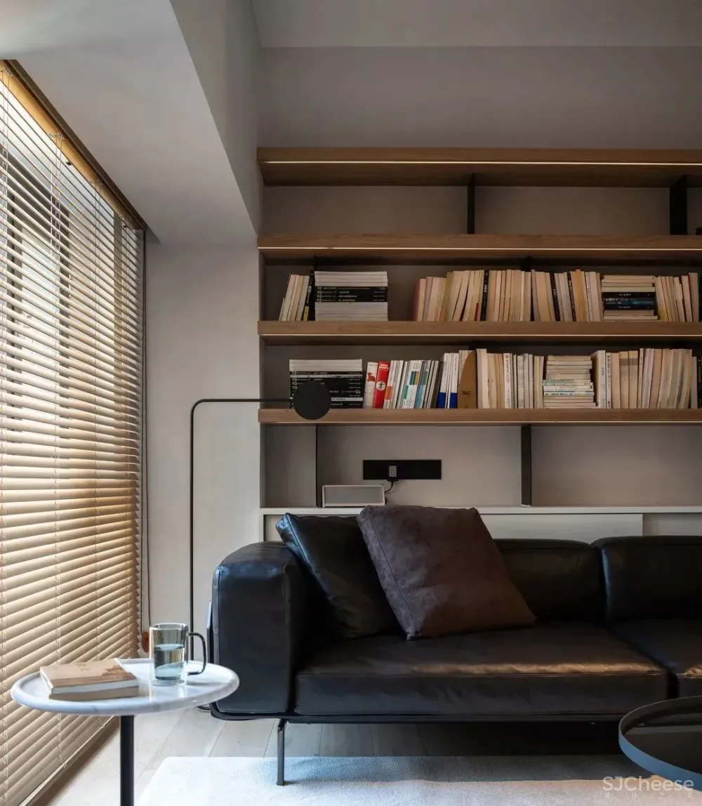 拆除楼梯隔墙,卧室并入客厅,117㎡暗室变身质感慵懒家 未見空间美学