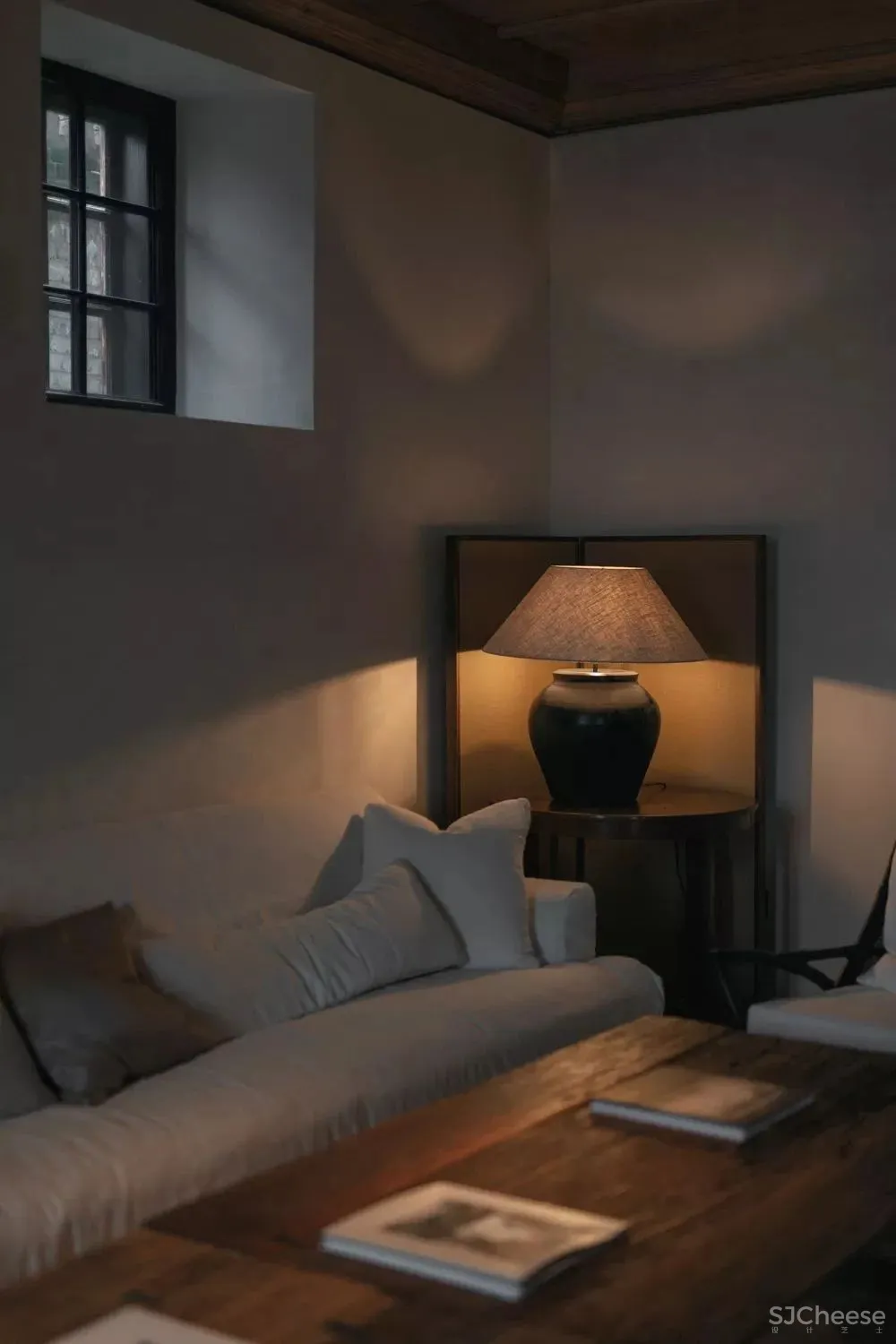 谢柯-既下山·重庆生活的复杂和冲突,都在这间院落“缴械投降”!