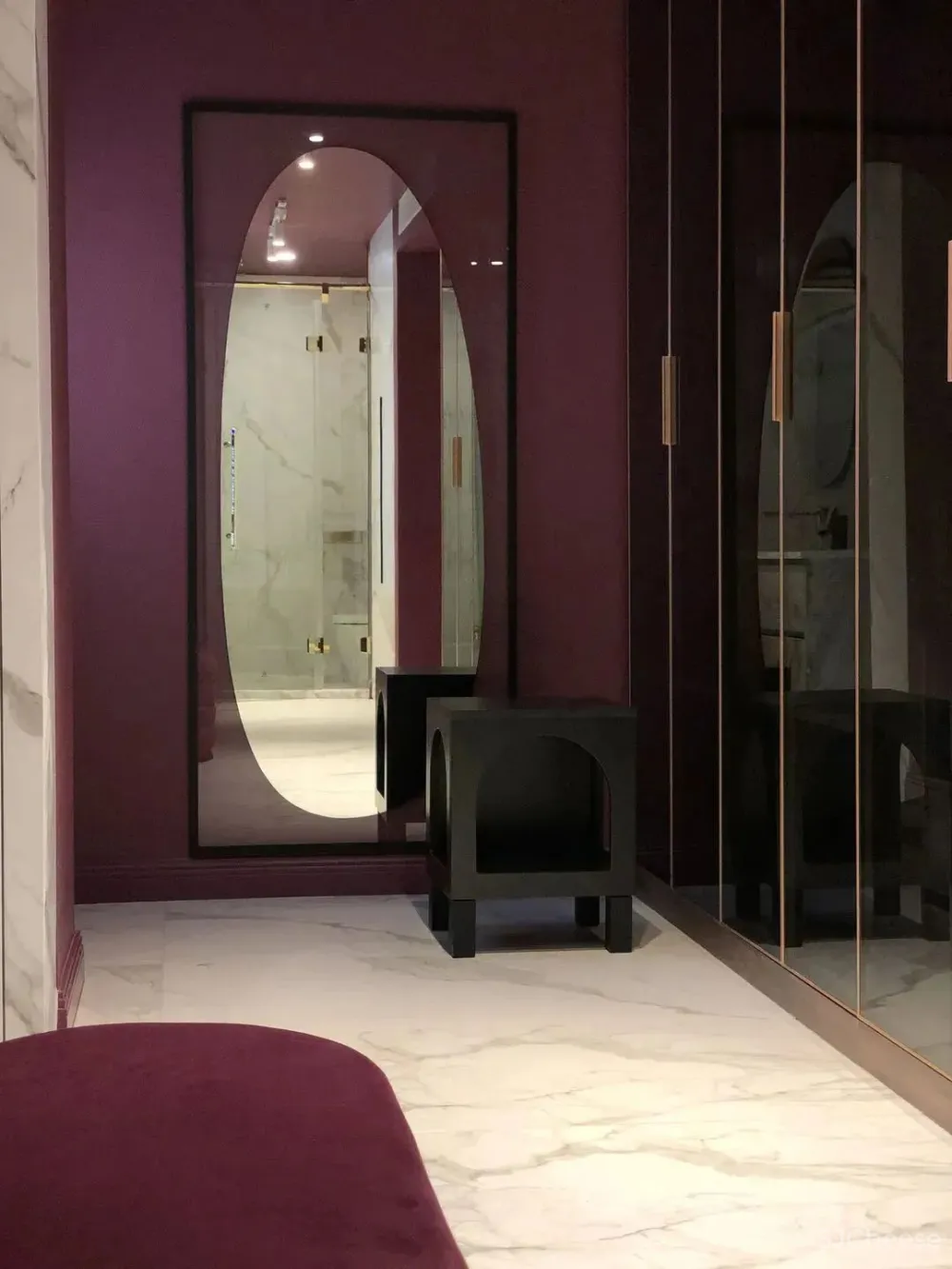 175㎡“职住一体”的家,旋转楼梯融入法式风情,装出大宅气度 吾隅设计