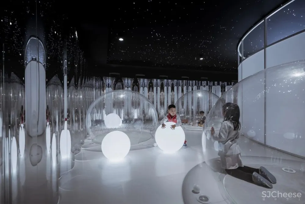 漫步云海诗意儿童餐厅