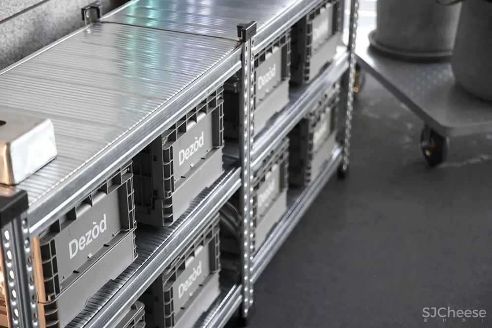 TOMO 東木筑造 趣味、怪诞、未知,次时代的虚拟世界