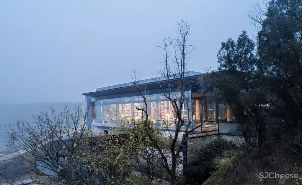 地产界“黑马” 看郑州如何引领中原豪宅新风向!