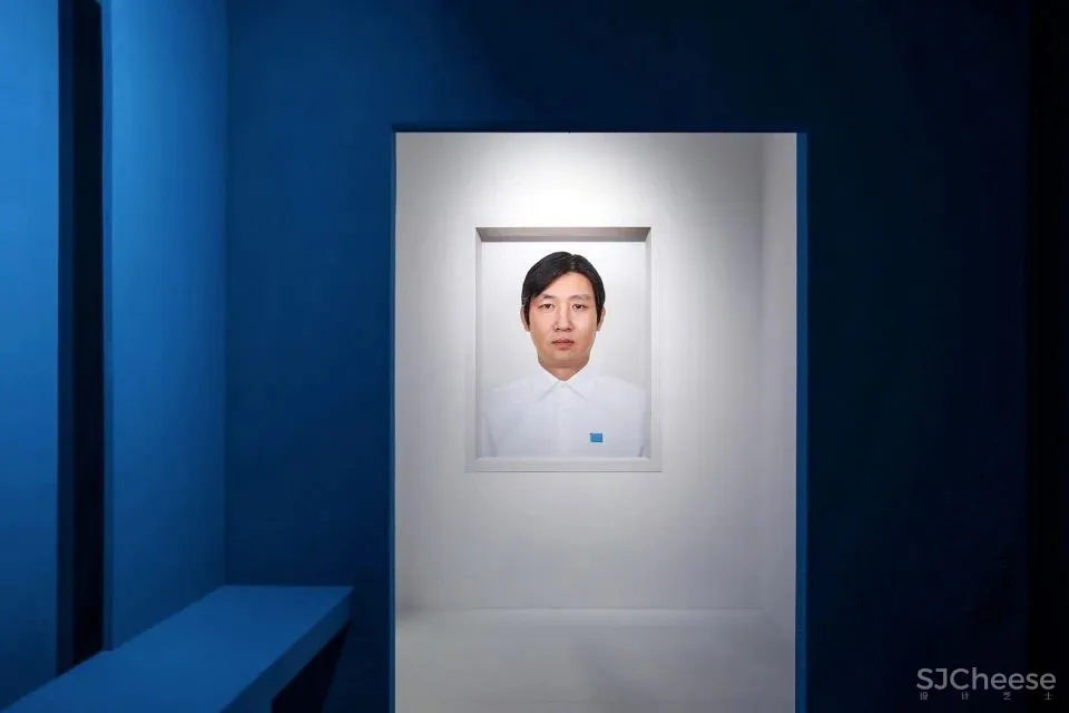 九层塔的蓝色塔基,深圳 王子耕