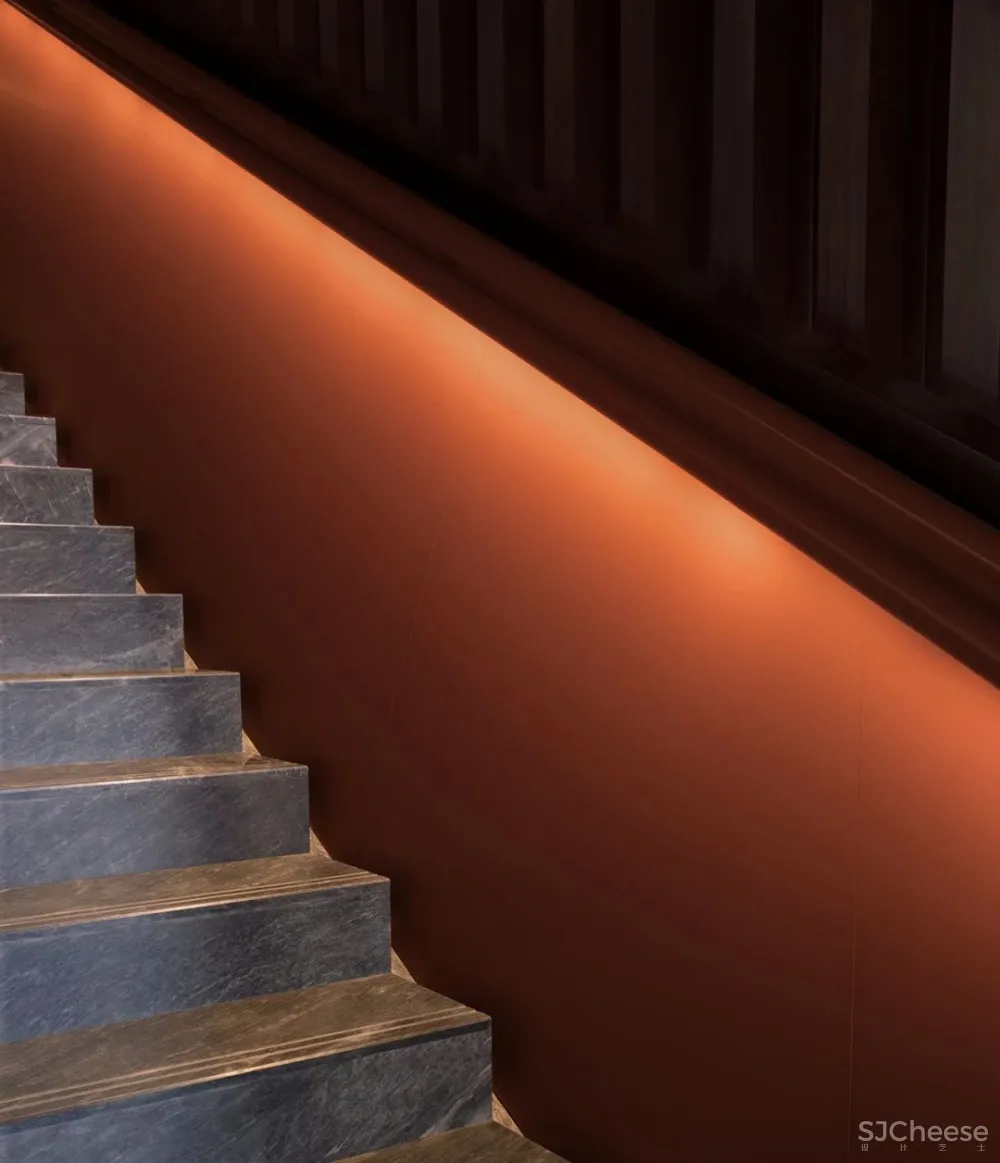 火山与海之间的落日之城，享受看得见的岁月静好！