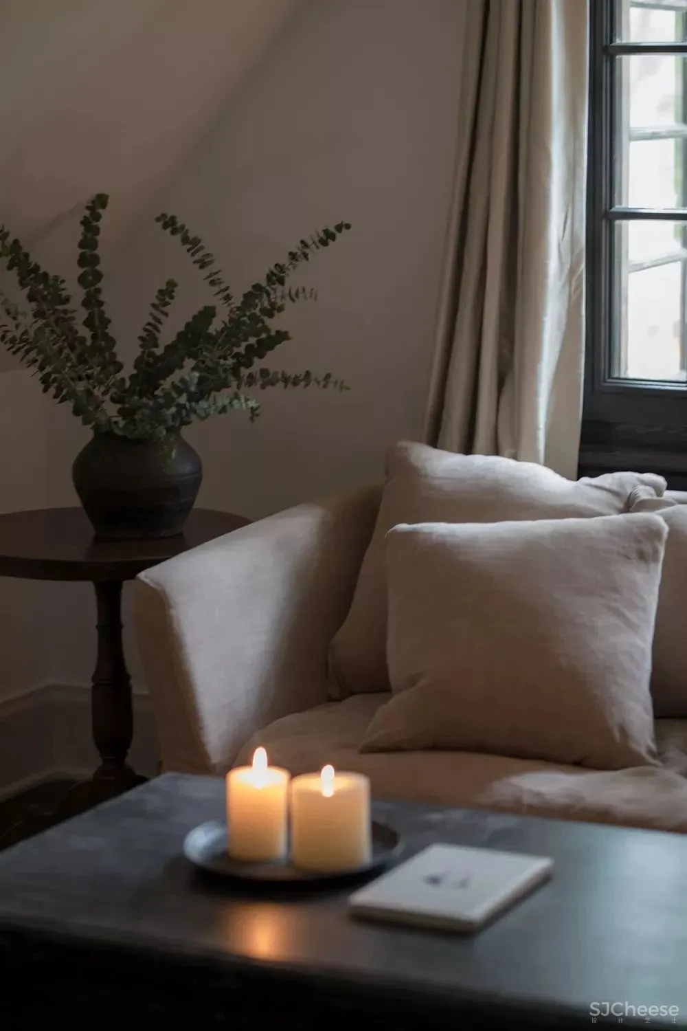 谢柯-既下山·重庆生活的复杂和冲突,都在这间院落“缴械投降”!