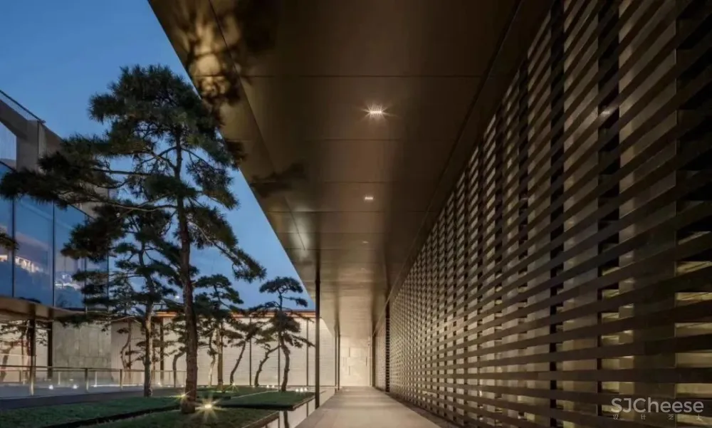 地产界“黑马” 看郑州如何引领中原豪宅新风向!