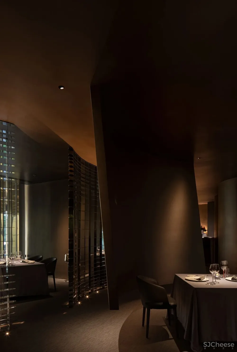 谢培河 隐藏在都市心脏的当代诗意