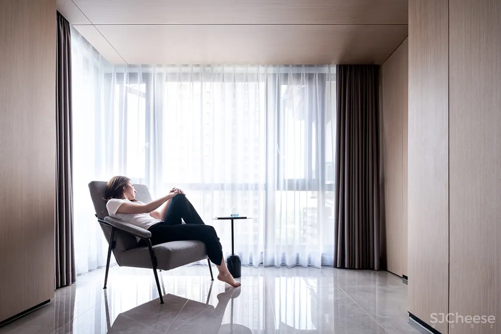 265㎡简约私宅,少就是多,简洁就是丰富!