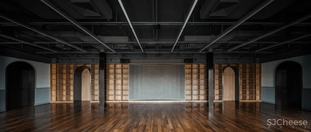 双子座俞挺的两个新作:一座妖的乐园、一个文学爱好者的客厅