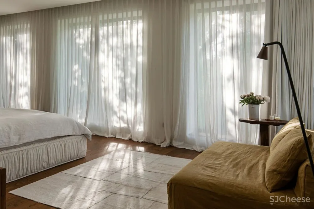 欢聚或独处,都被温柔包裹着| 军哥和芳姐自宅