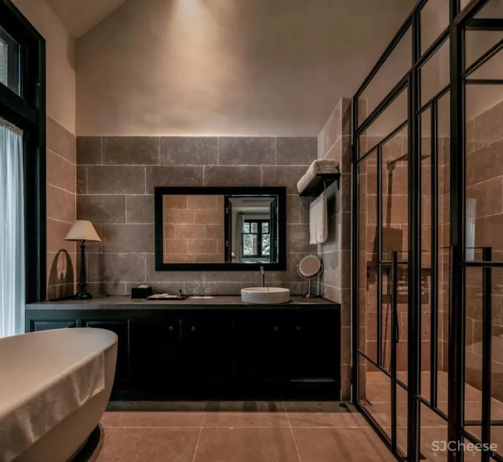 谢柯-既下山·重庆生活的复杂和冲突,都在这间院落“缴械投降”!