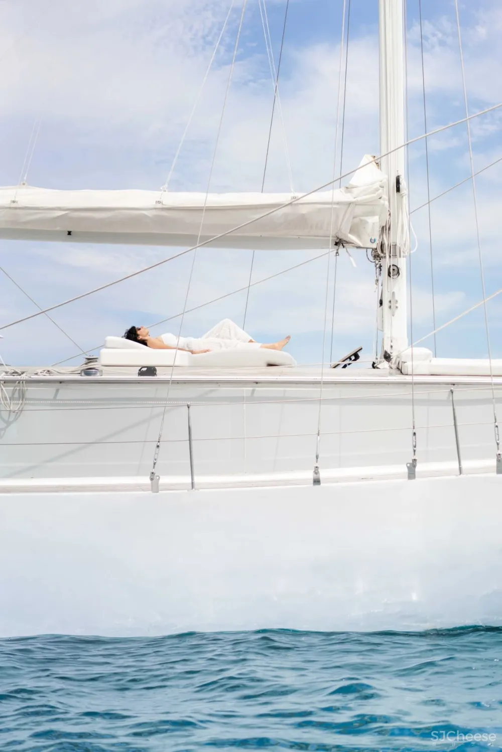 FranSilvestre新作丨漂浮的海上建筑,能移动的豪宅,到底有多香?