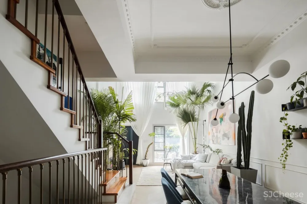 从事苗圃经营的姑娘,买下自带花园大别墅,把321m²搞成让人羡慕的植物园!