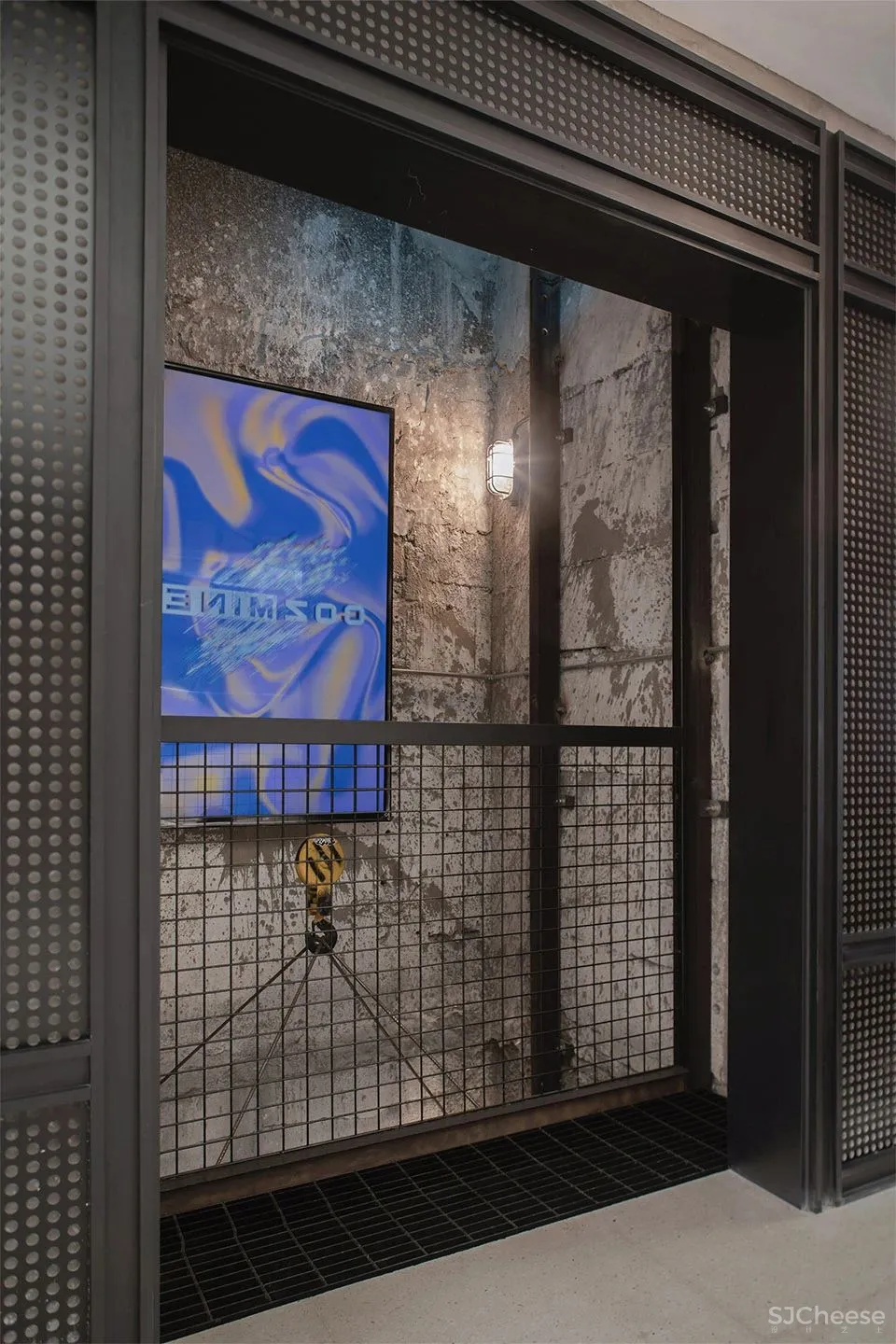 在矿井中发掘有趣的事物 武汉 COZMINE线下集合店 外物 WHY WOULD