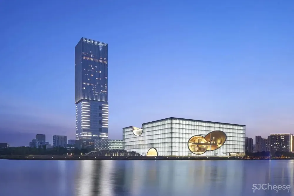 对标奢牌高定，国内这5家“大师级平价酒店”，1000元上下就能睡到