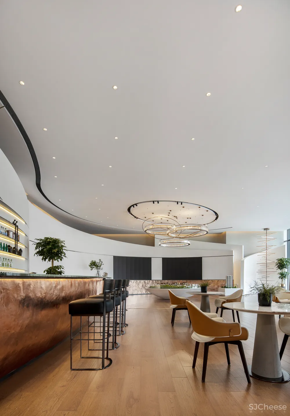 KOYI柯翊新作 | 一座城市的流动剪影