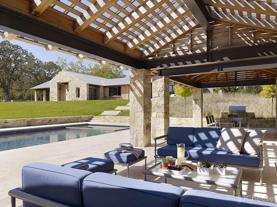 多样且互补的室内外生活体验 Mountain Wood乡村住宅 Walker Warner Architects