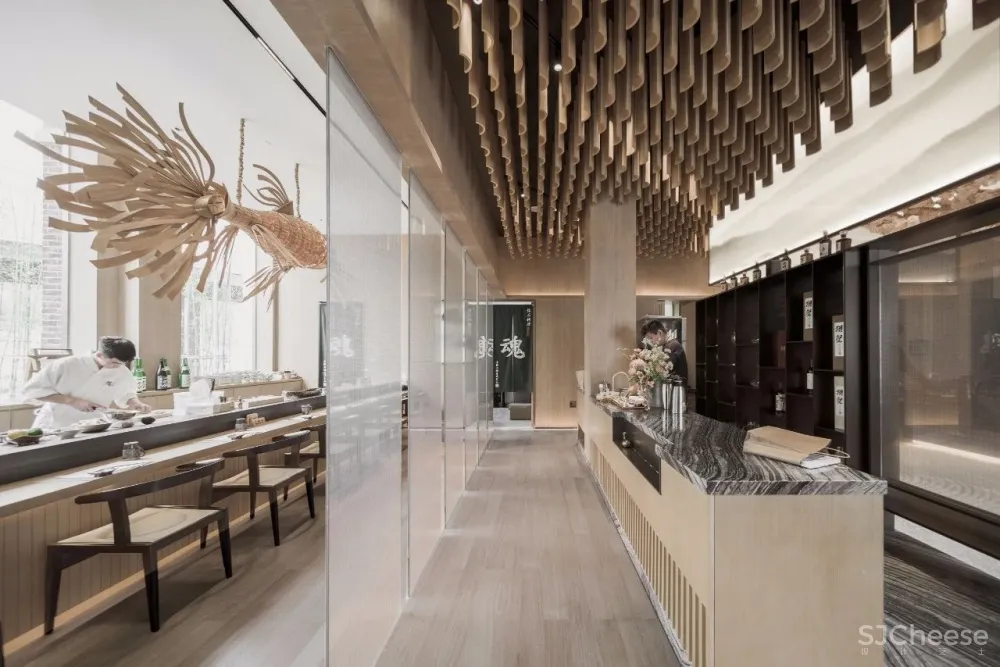 万科进军餐饮界？打造4000㎡山水间的日料新地标！【CLV赛拉维×万科】
