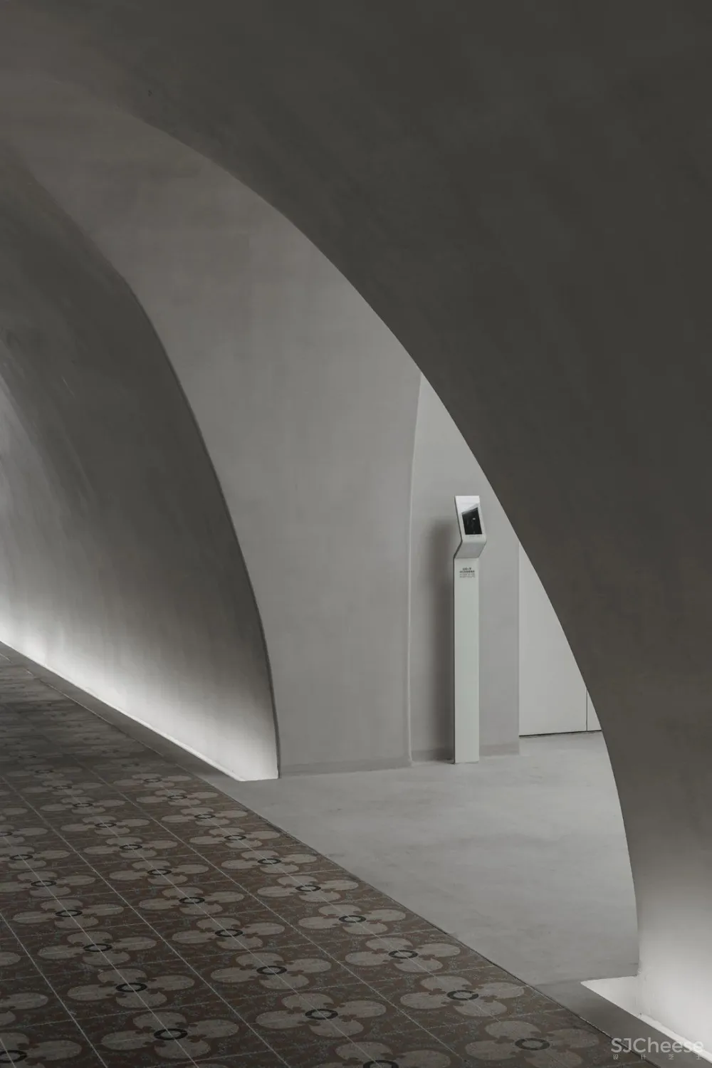 俞挺在广州高空创造出「抽象的港口城市」:一处让人大彻大悟的图书馆