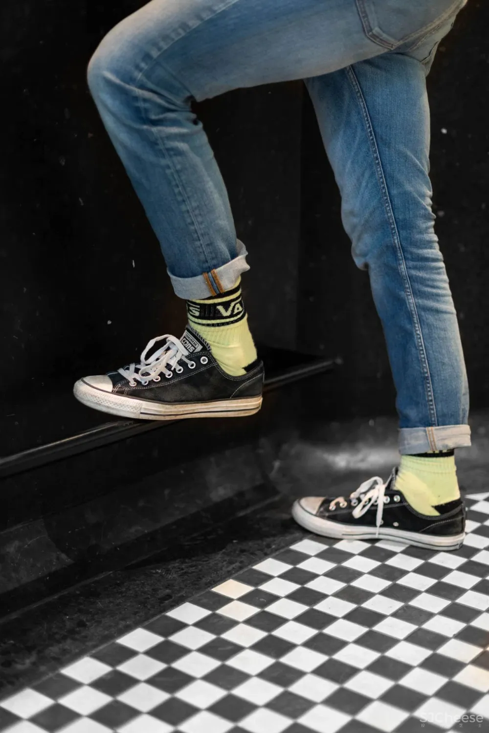 Caffettiera Caffé Bar in Montréal by Ménard Dworkind.