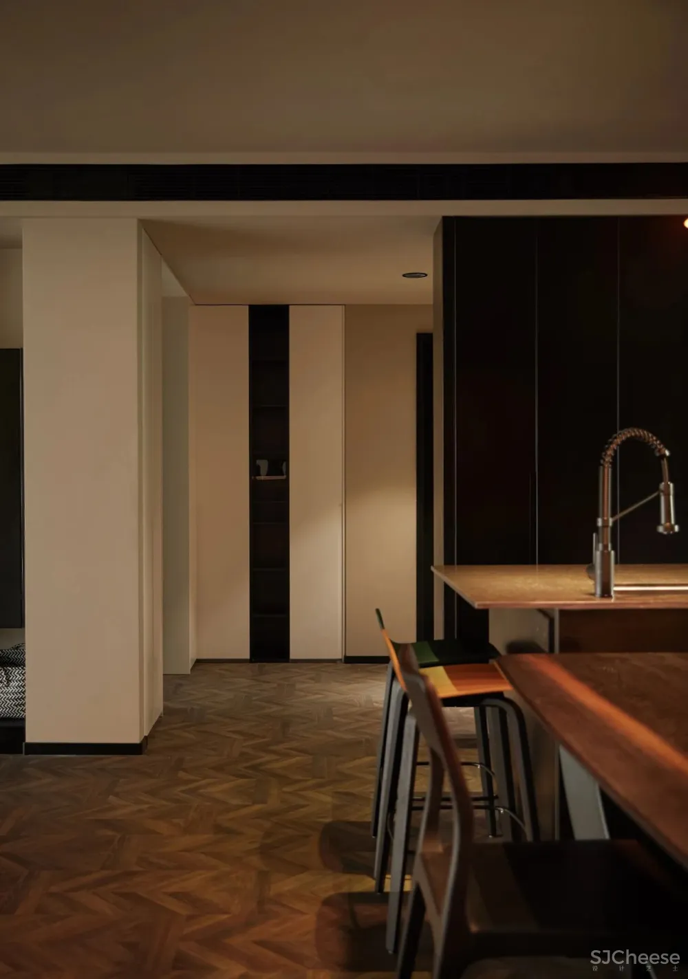 暖调的舒适,回归家的解压与治愈 佐耳设计