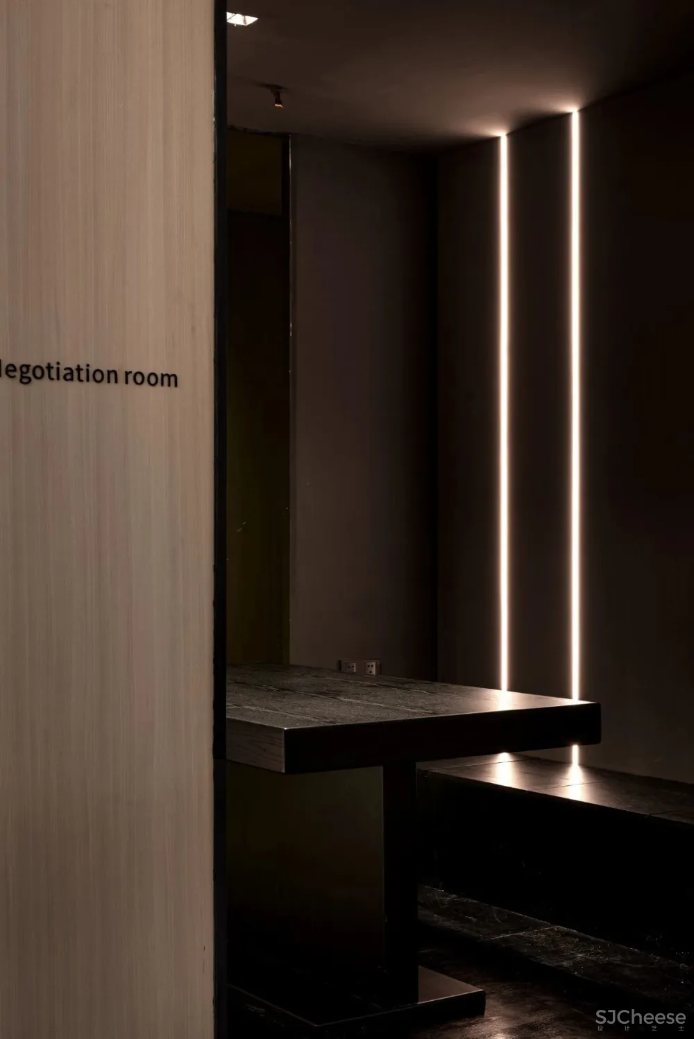 以光影为序，开启现代空间内的「追光之旅」 Mr来设计